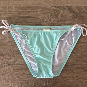 Abercrombie and Fitch Lilac And Turquoise Bikini Bottom  Size M👙